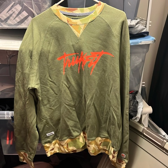 Trukfit crew Sweatshirt green camo new Mens Size Large